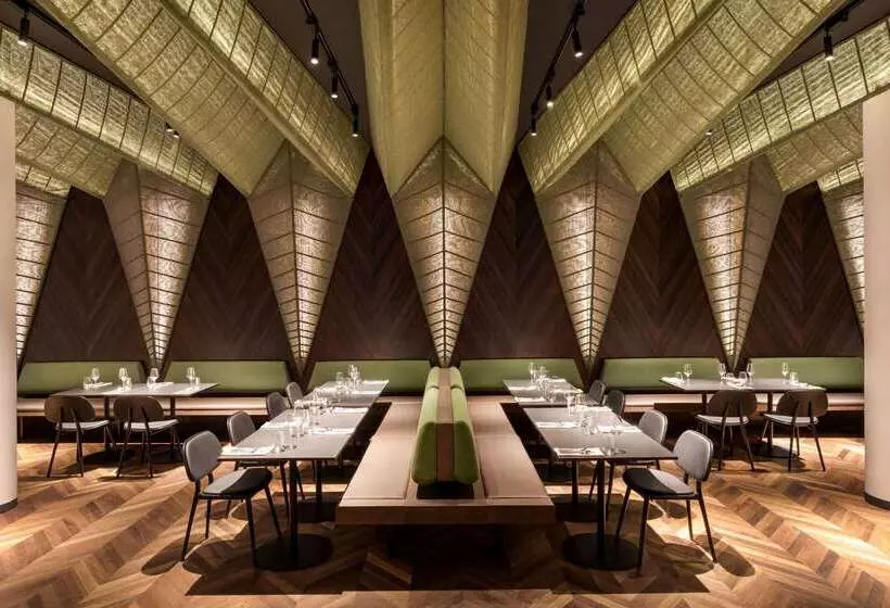 Отель Dolce La Hulpe Brussels