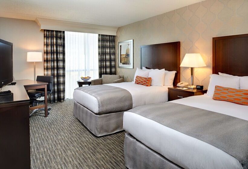 هتل Doubletree By Hilton Detroit Dearborn