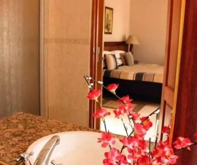 ホテル Eagles Nest Lodge