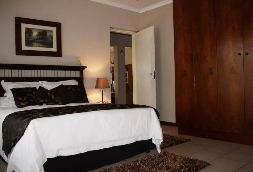 ホテル Eagles Nest Lodge