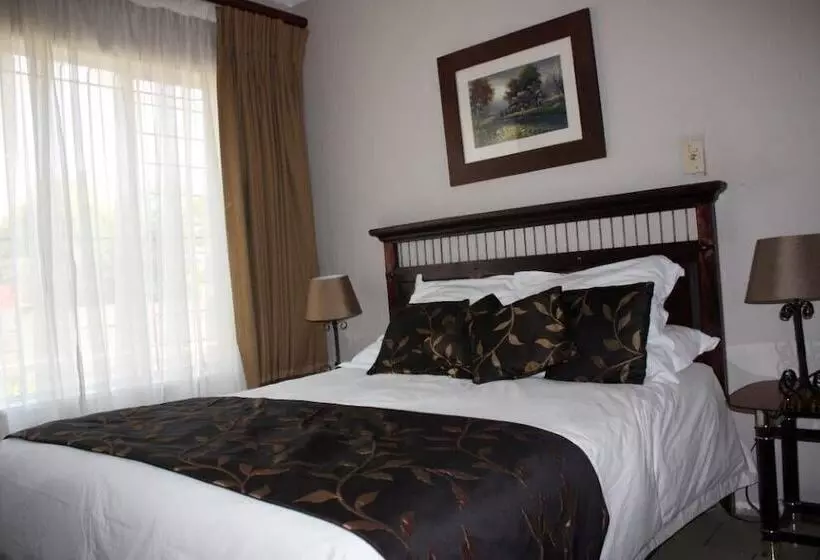 ホテル Eagles Nest Lodge