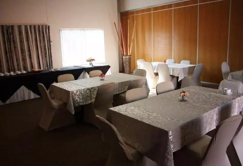 ホテル Eagles Nest Lodge