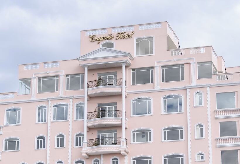 Отель Eugenia