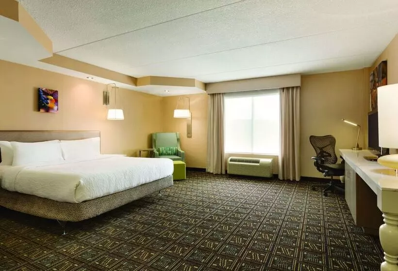 酒店 Hilton Garden Inn Niagaraonthelake