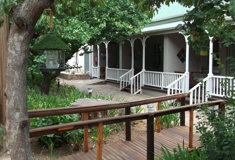 Hotel Housemartin Guest Lodge