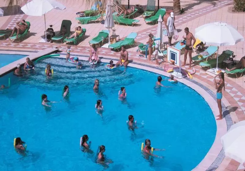 هتل Jaz Makadi Oasis Resort