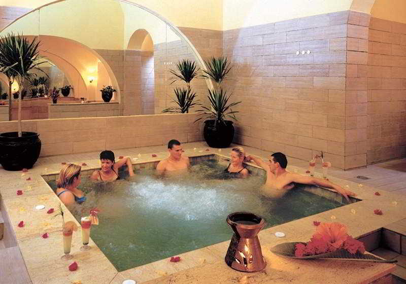 هتل Jaz Makadi Oasis Resort