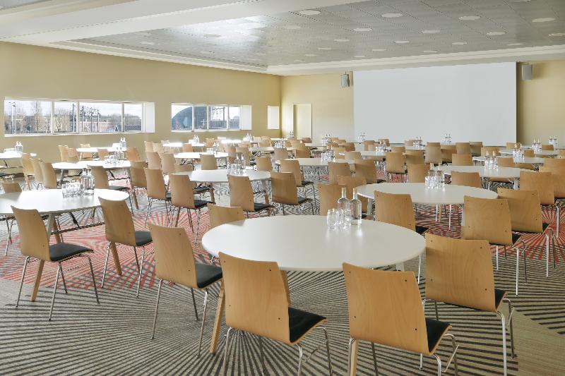 Mövenpick Hotel Amsterdam City Centre