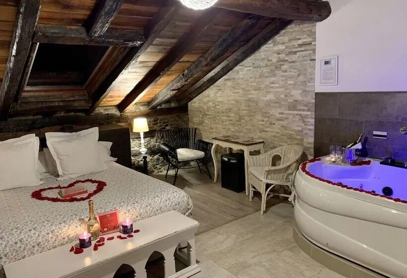 Akla Hotel Palacio Torre De Ruesga