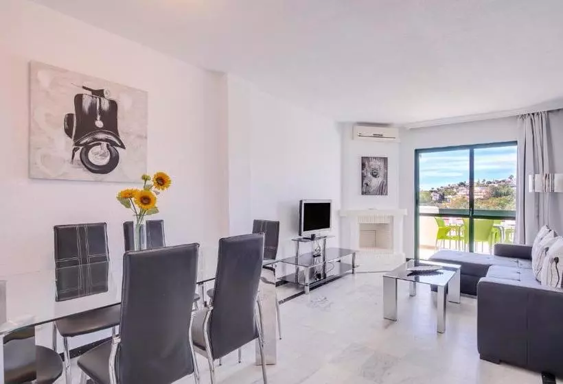 Apartamentos Torrenueva Park
