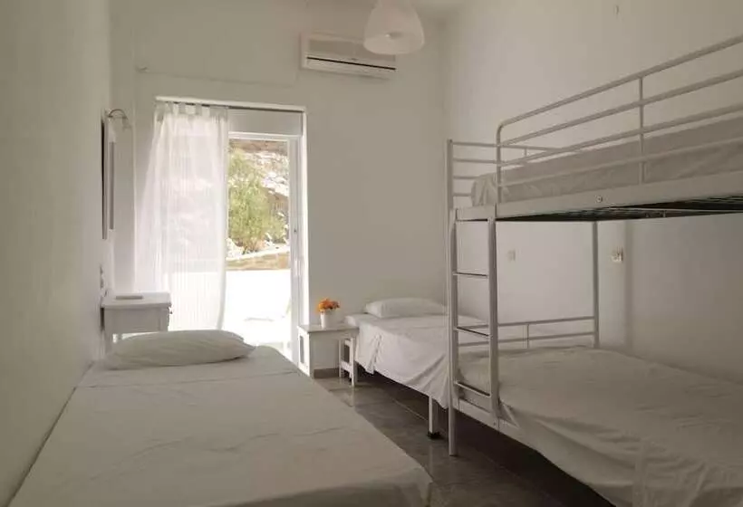 Armadoros Hotel Ios Backpackers