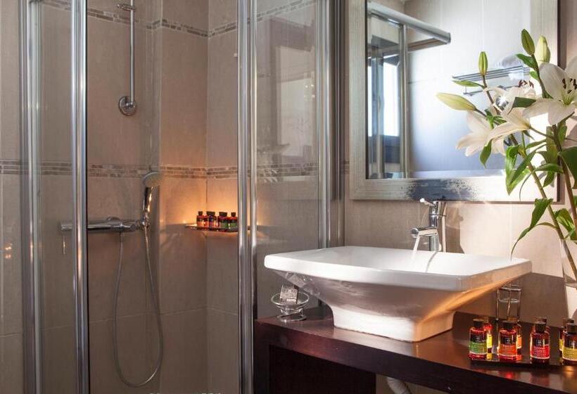 فندق Aegean Suites, Santikos Collection