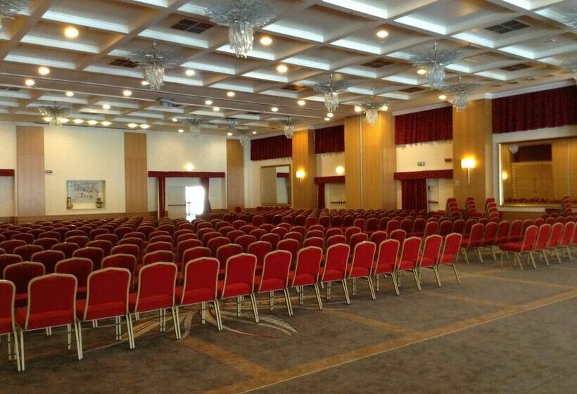 فندق Club Valtur Portorosa