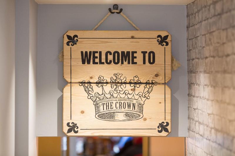 בית מלון כפרי Crown