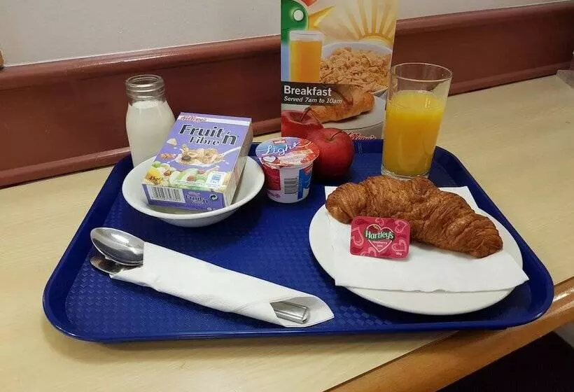 Days Inn Hotel Membury