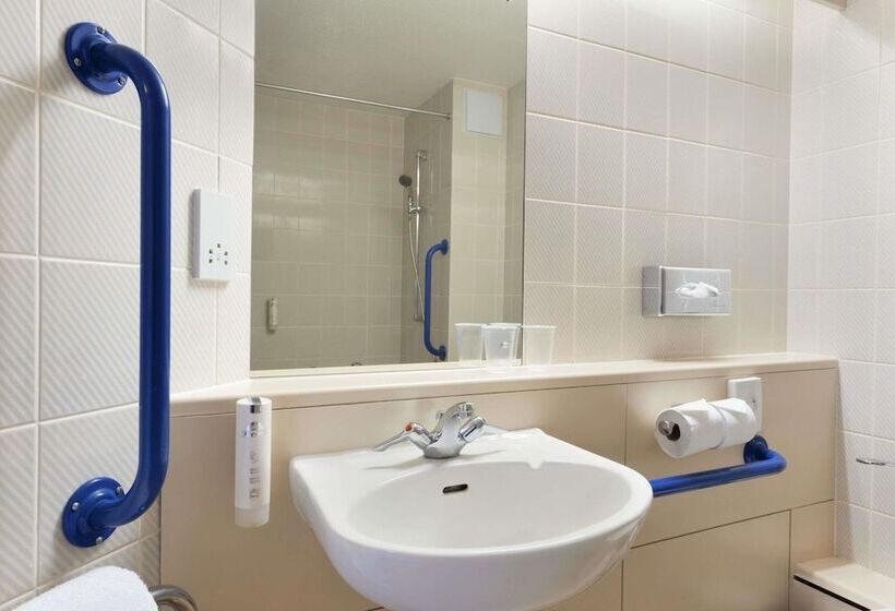 Days Inn Hotel Membury