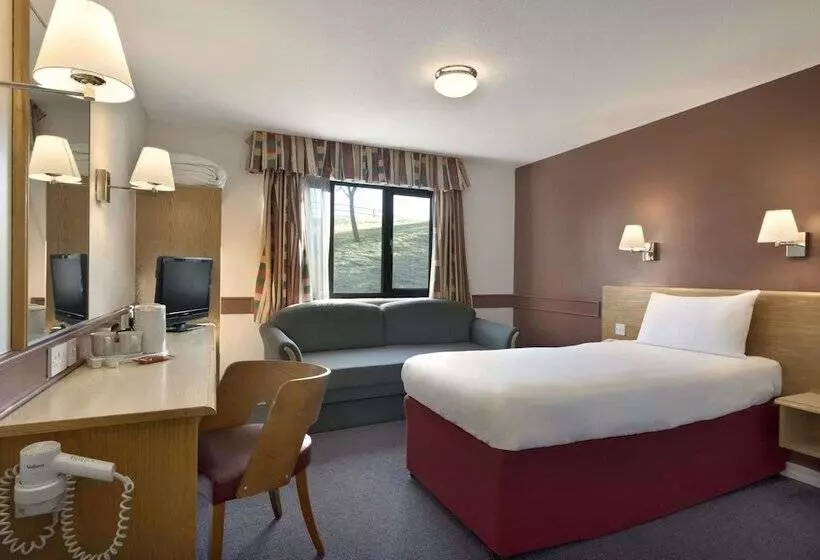 Days Inn Hotel Membury