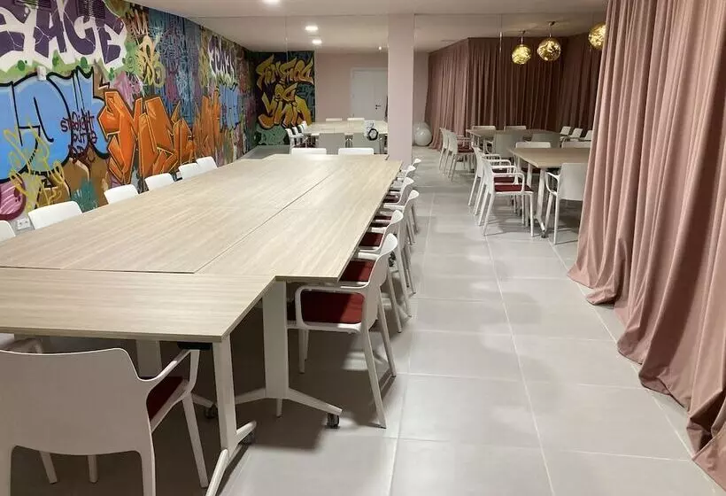 호텔 Dormirdcine Alicante