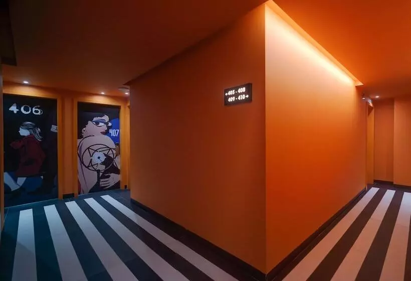 호텔 Dormirdcine Alicante