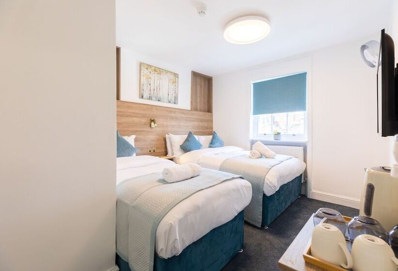 호텔 The Chapter   Griffin House