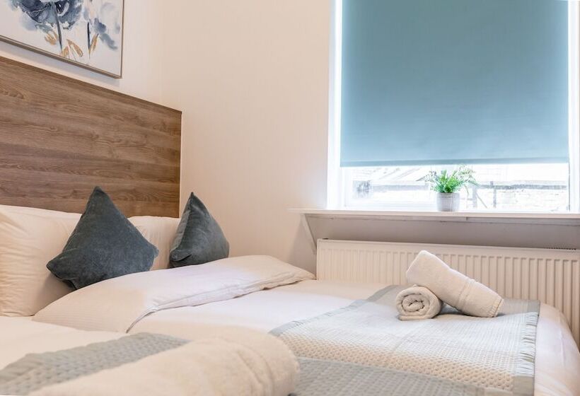 호텔 The Chapter   Griffin House