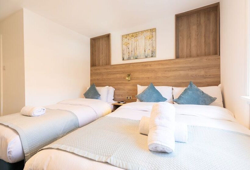 호텔 The Chapter   Griffin House