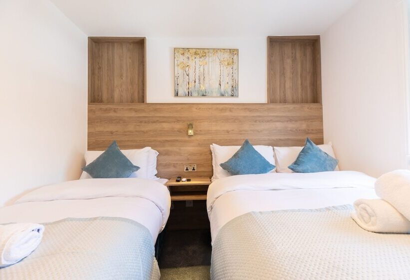 호텔 The Chapter   Griffin House