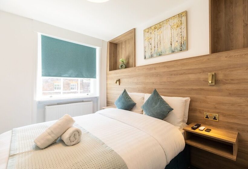 호텔 The Chapter   Griffin House