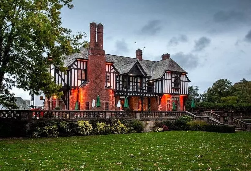 Отель Inglewood Manor