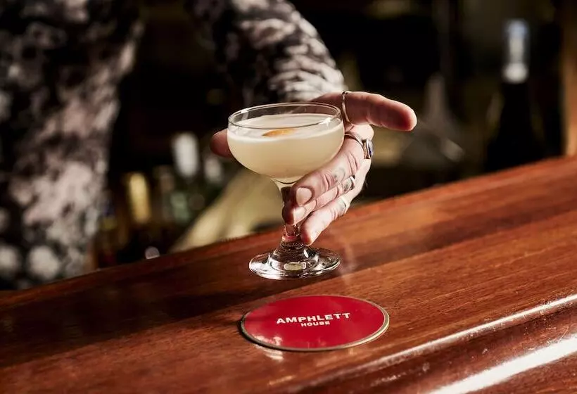 Отель Laneways By Ovolo