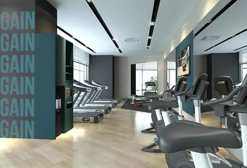 酒店 Le Méridien Kota Kinabalu