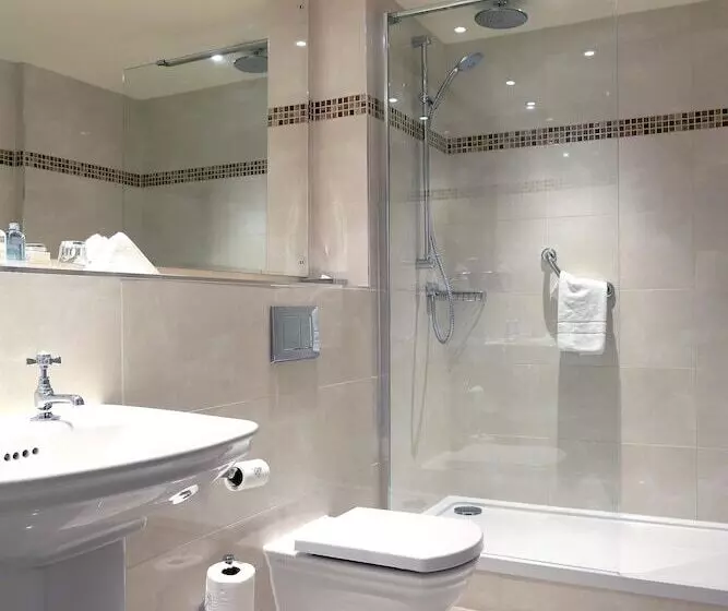 Macdonald Craxton Wood Hotel & Spa, Chester