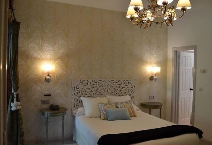 Akla Hotel Palacio Torre De Ruesga