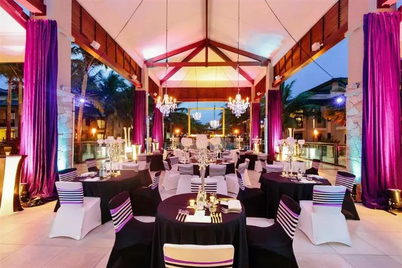 Hotel Pullman Port Douglas Sea Temple Resort And Spa