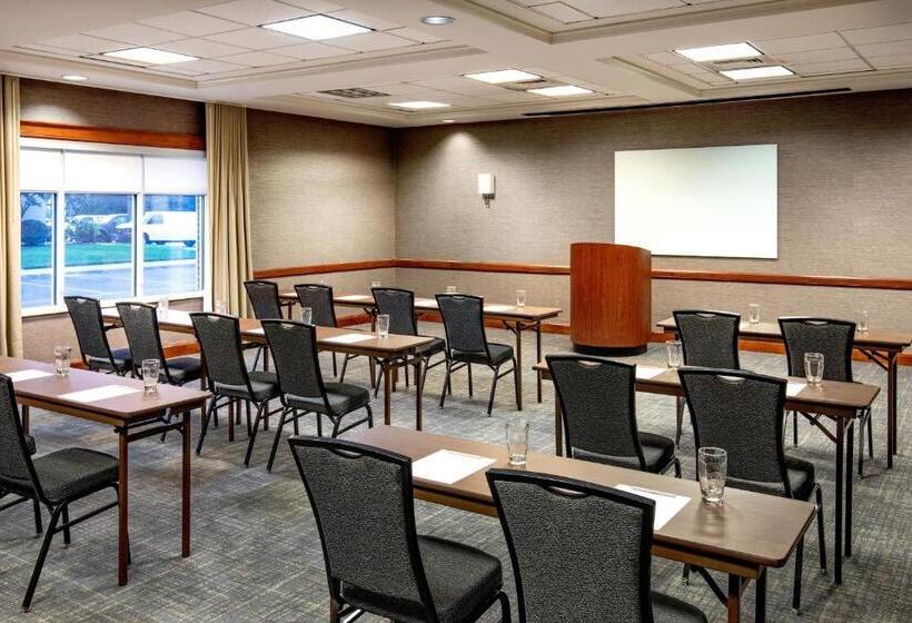 Otel Residence Inn By Marriott Chesapeake Greenbrier