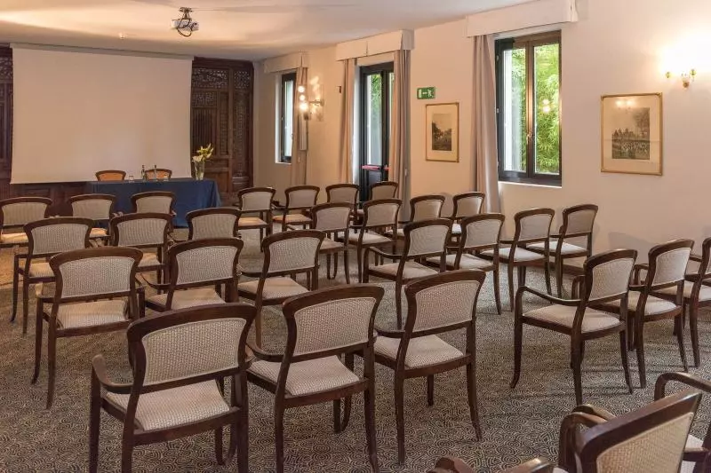 Отель Villa Porro Pirelli