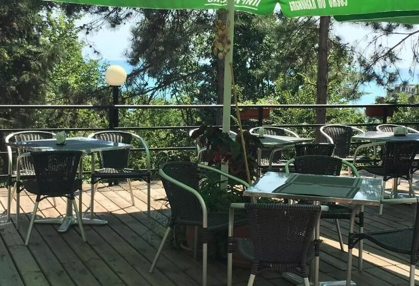 Park Hotel Briz   All Inclusive & Free Parking