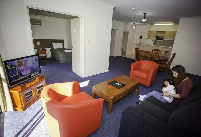 Starwest Apartments Alderney On Hay