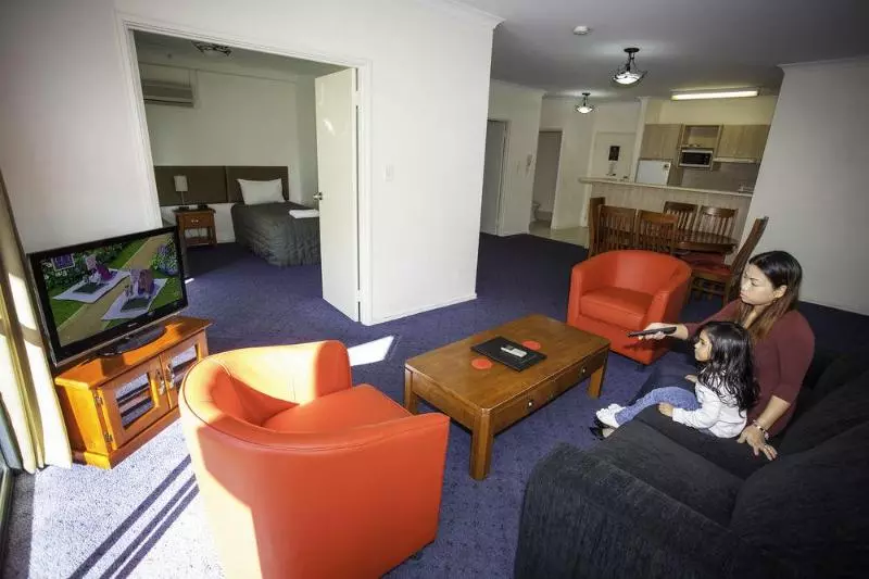 Starwest Apartments Alderney On Hay