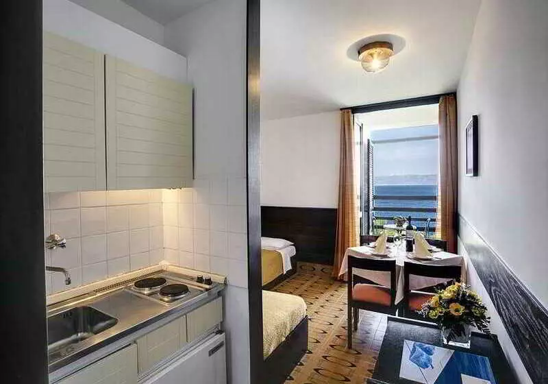 Apartments Lanterna Rabac