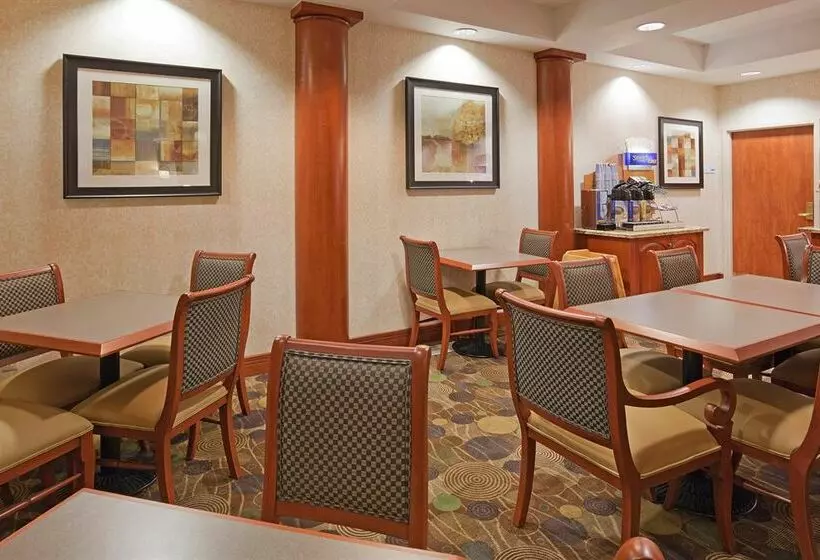 酒店 Spark By Hilton Guelph