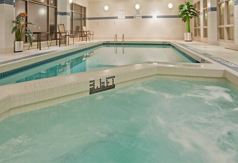 酒店 Spark By Hilton Guelph