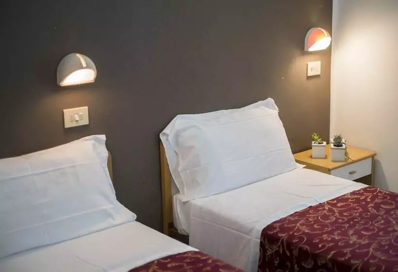 Otel Adria Mare Beach