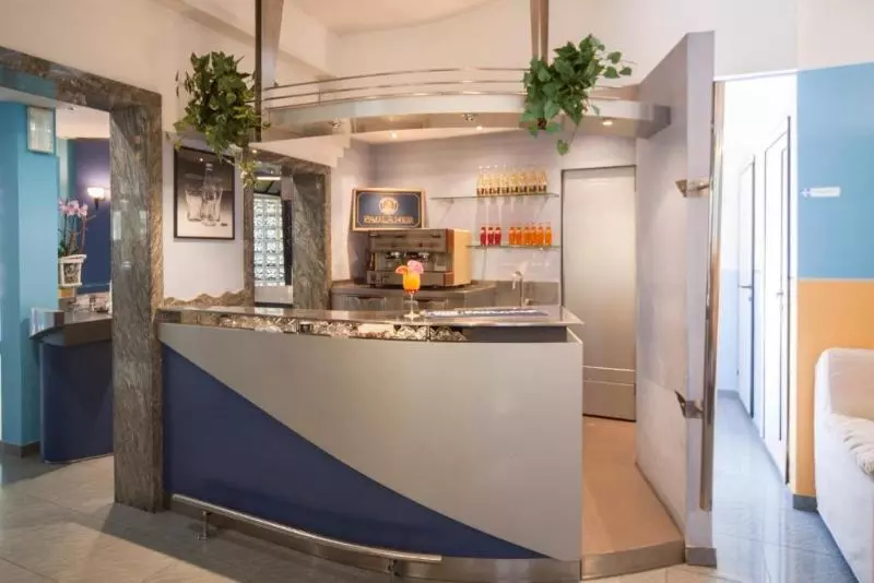 Otel Adria Mare Beach