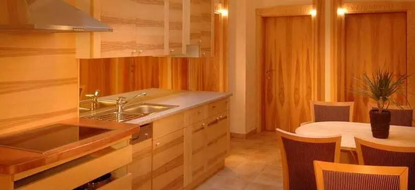 ホテル Bed & Breakfast Landhaus Strasser