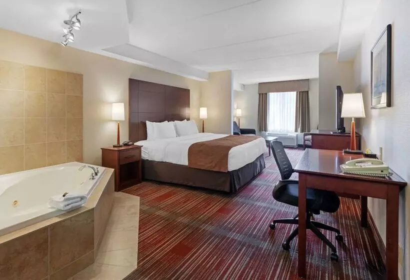 Отель Best Western Plus Muskoka Inn