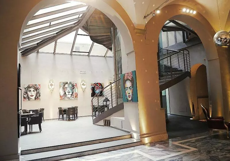 בית מלון כפרי Borghese Palace Art