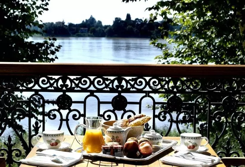 Отель Chateau Grattequina