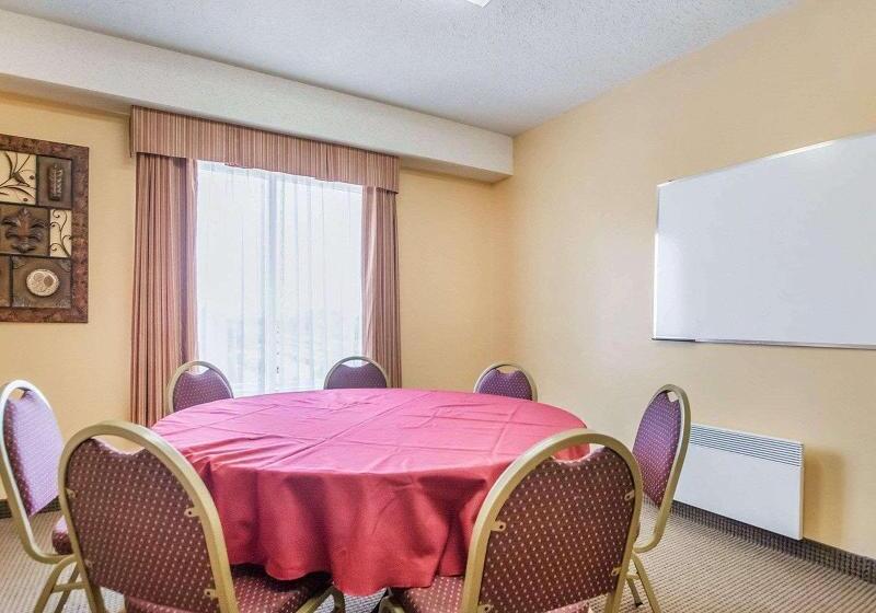 ホテル Comfort Inn