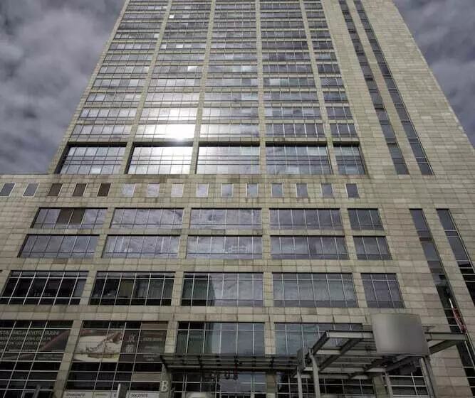 Отель Courtyard By Marriott Katowice City Center